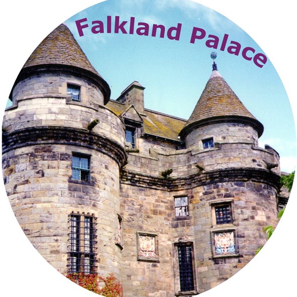 Falkland Palace 3.jpg
