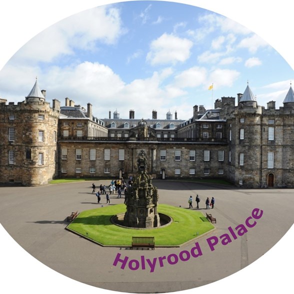 Holyrood Palace 1.jpg